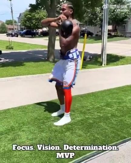 休息時間也在練！SGA就是集專注、信念和決心于一身的MVP球員